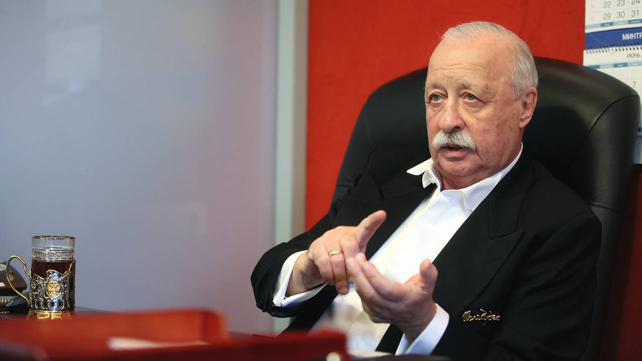 Катание шаров принесло Якубовичу убытки