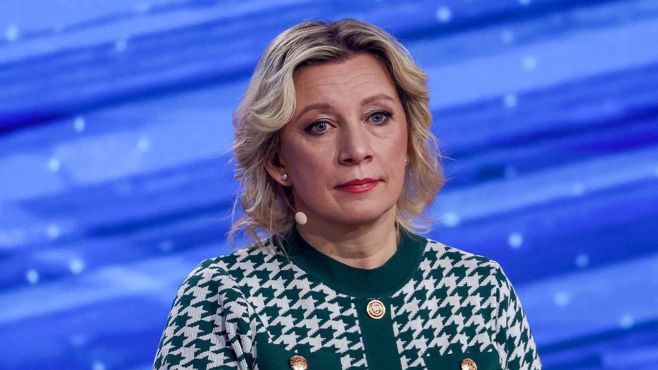 Захарова ответила на слова Сырского о «маневрах» ВСУ в Курской области