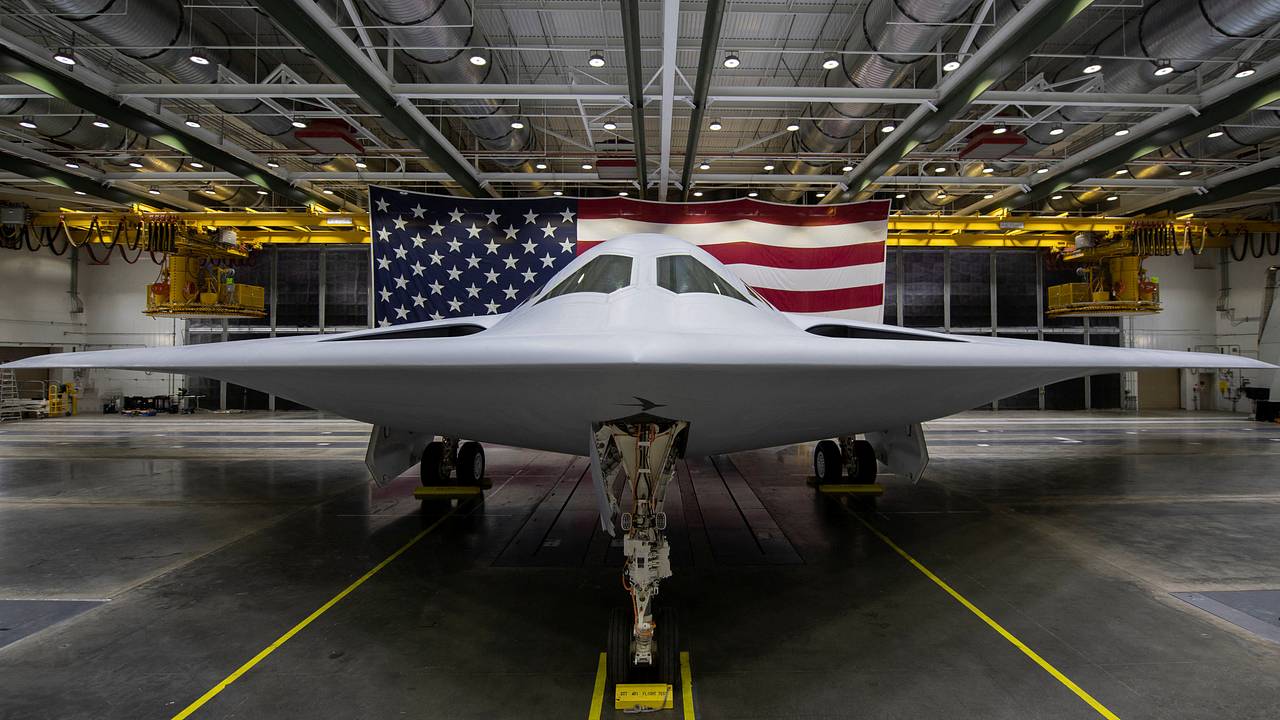 Названо основное преимущество самолета-невидимки B-21 перед B-2