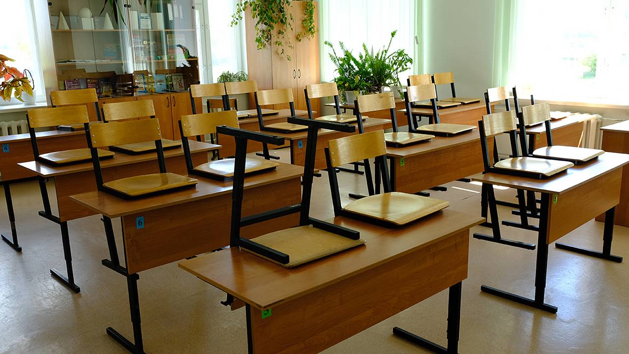 Опровергнуты данные о приказе провести занятия на тему «Цена победы» в школах Курска