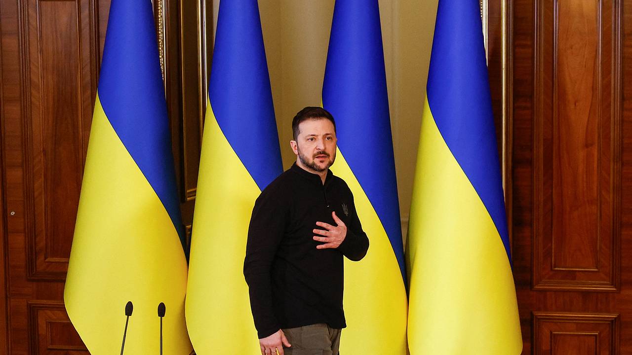 В России отреагировали на сообщения о росте популярности Зеленского на Украине