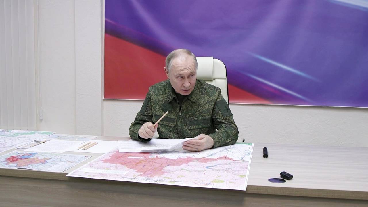 В Кремле объяснили накладку со звуком на совещании Путина из Курской области