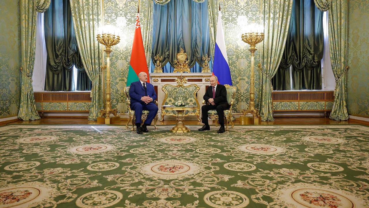 Лукашенко призвал строить ВСМ до Бреста