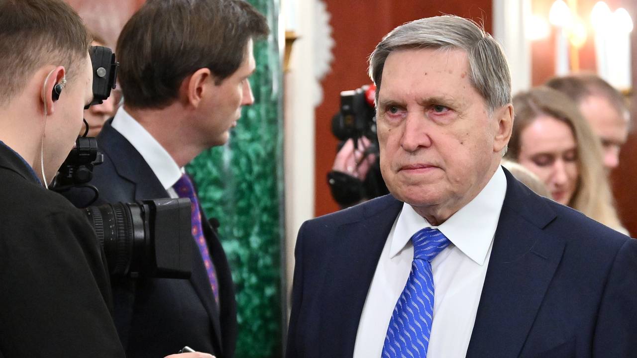 Ушаков заявил об обсуждении Россией и США нового курса сотрудничества