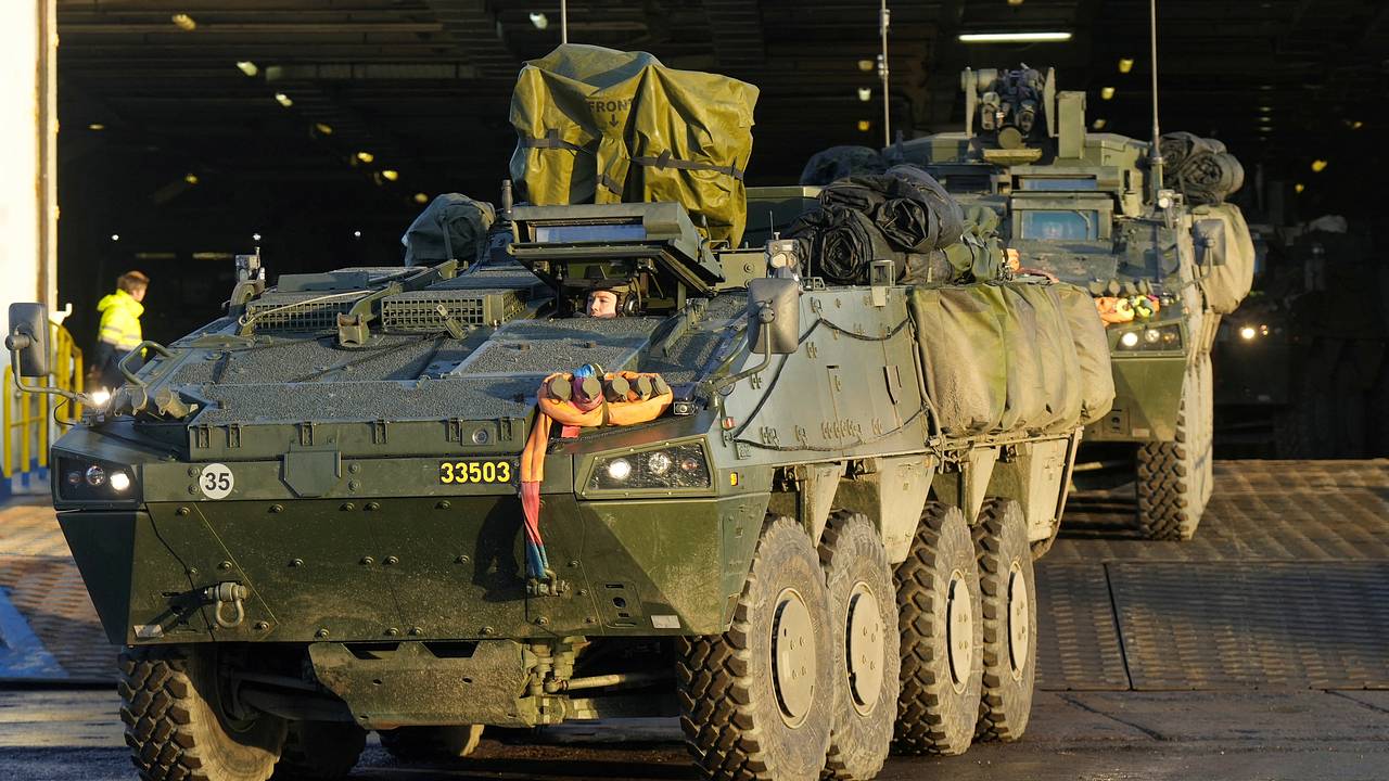 Эксперты назвали сроки перевооружения Европы