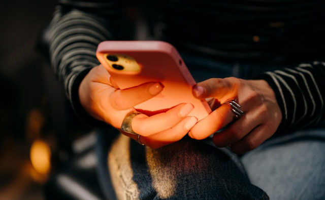 МВД заявило о рассылке мошенниками в Telegram сообщений о смерти знакомых