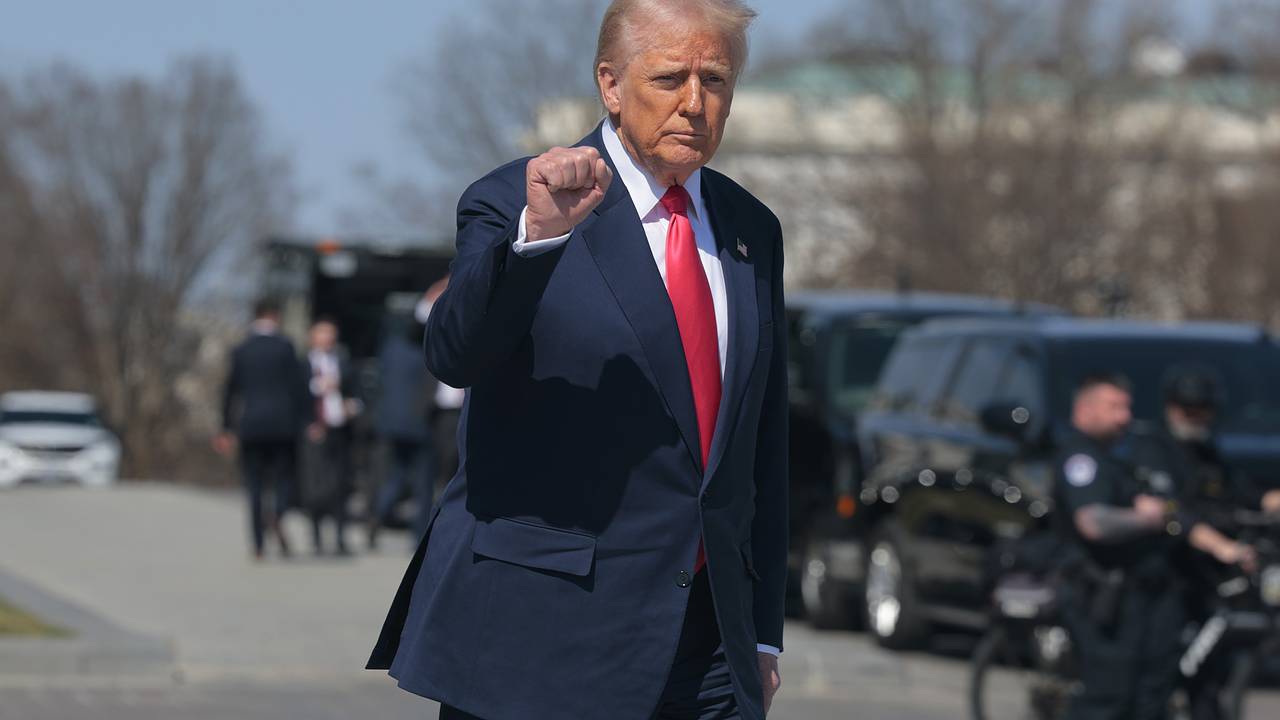 Все пишут, что Трамп ввел новые санкции против России. Правда ли это?