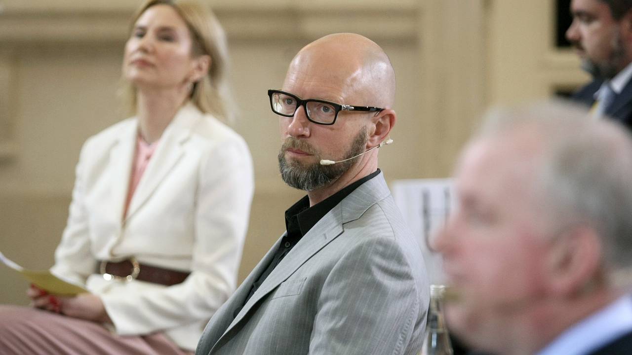Яценюк заявил о готовности вступить в ВСУ при одном условии
