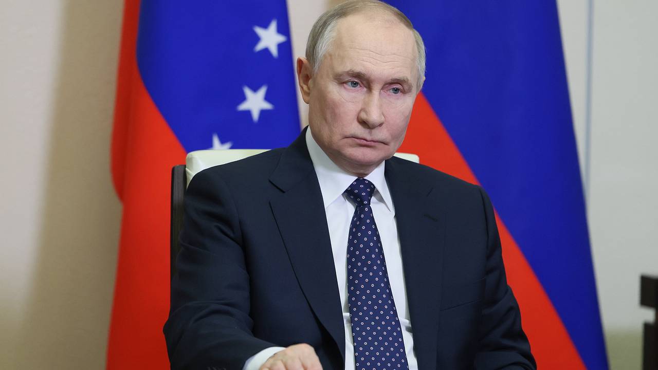 Раскрыта длительность разговора Путина со спецпосланником Трампа