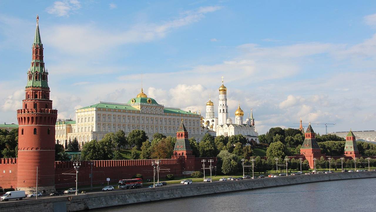 Политолог оценил предложение о перемирии России и Украины