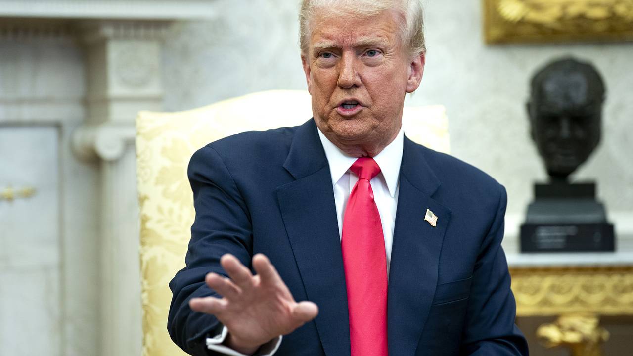 Трампа попросили отказаться от признания итогов выборов в Румынии