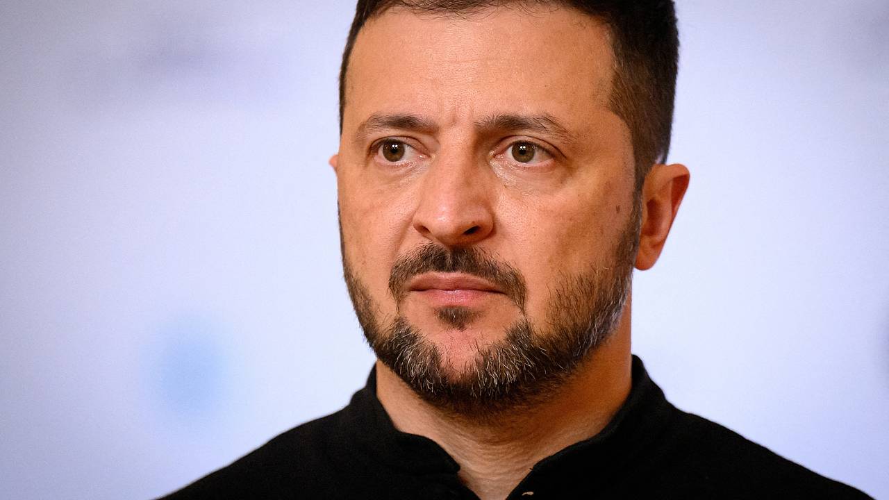 Зеленский высказался о территориальном вопросе