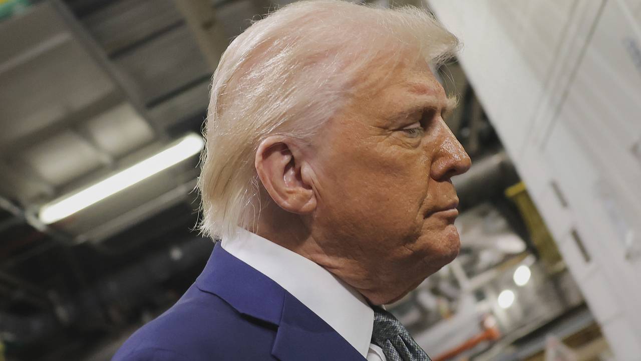 «Европа дрожит». Все подробности разговора Путина и Трампа, который состоится через несколько часов