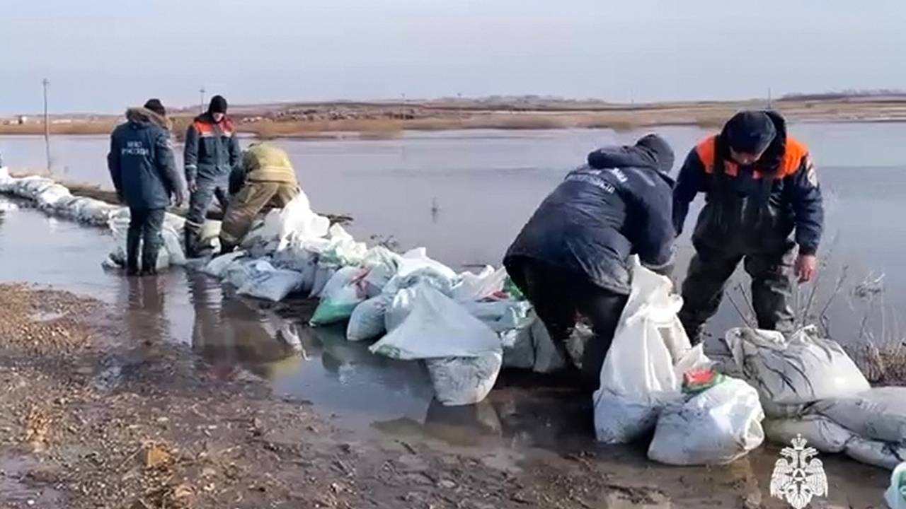 В Челябинской области из-за паводка введен режим ЧС