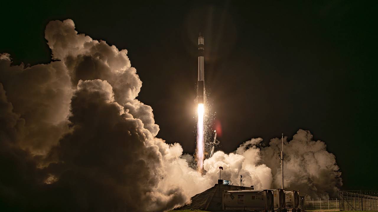 Rocket Lab запустила финальную группу французских спутников Kinéis