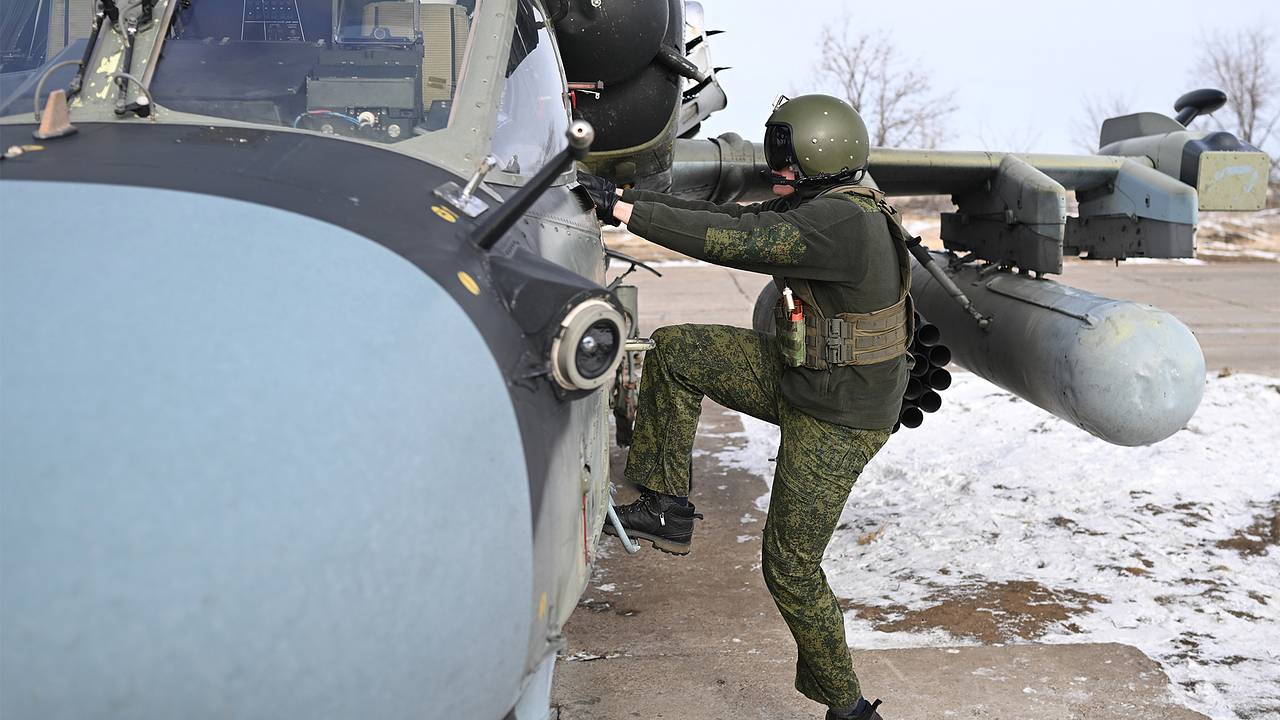 Россия ударила по военным аэродромам Украины