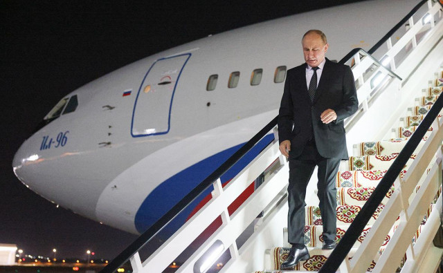 Путин принял приглашение Эрдогана посетить Турцию