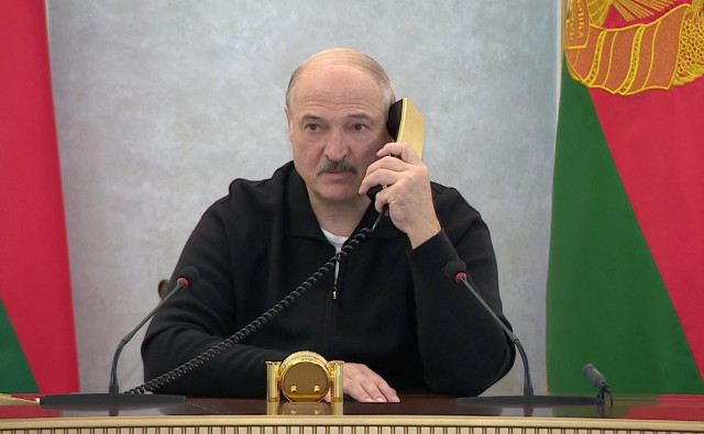 Путин обсудил с Лукашенко телефонный разговор с Трампом