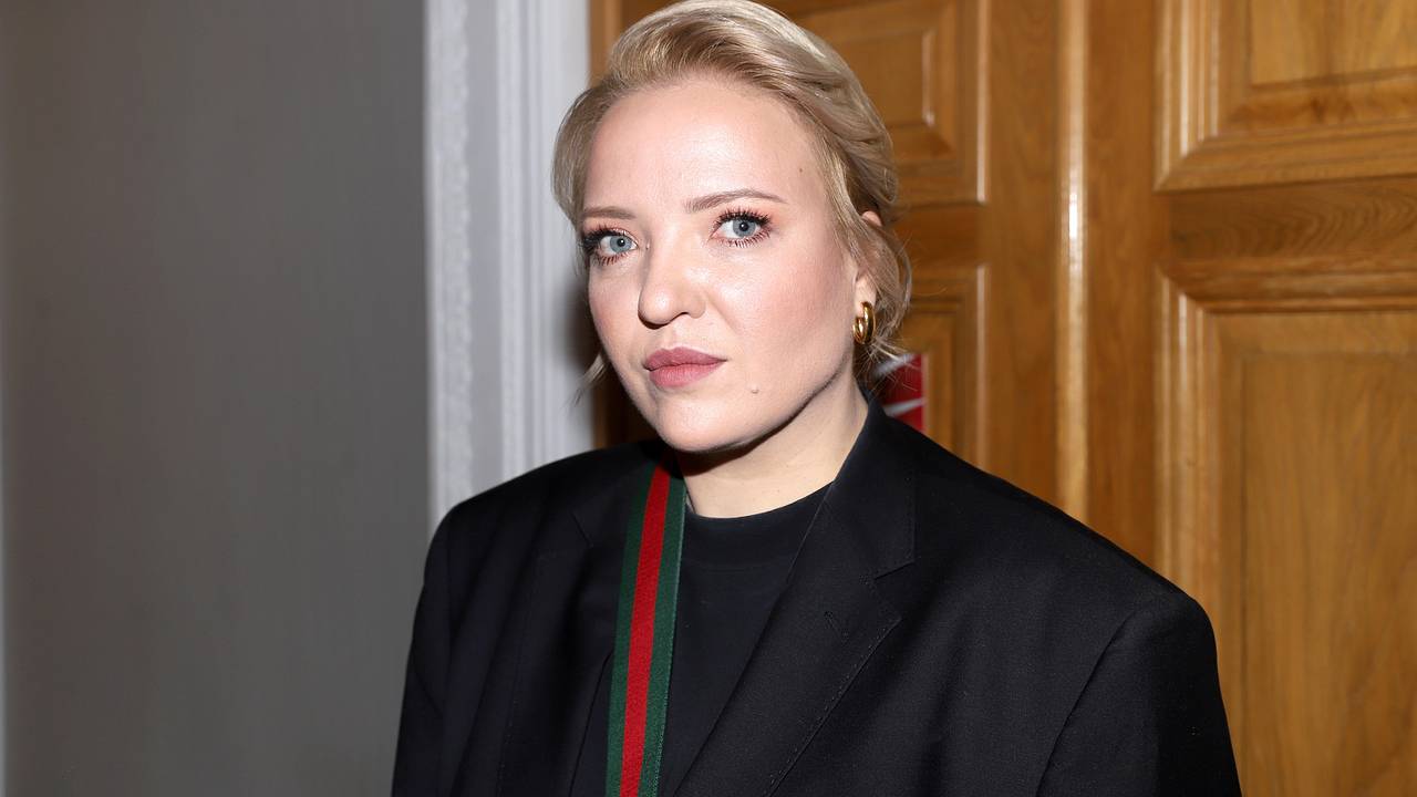 Звезда «Женского стендапа» предупредила о продающих билеты на ее концерты мошенниках