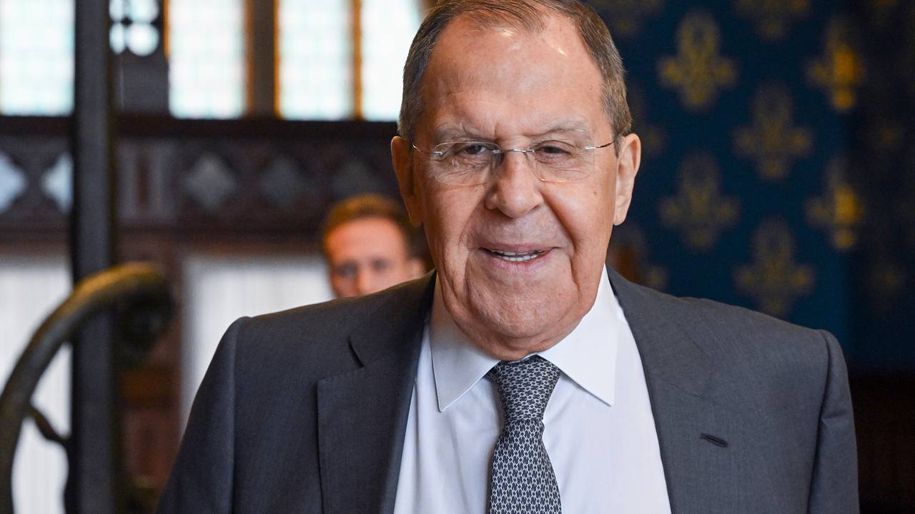 Лаврову исполнилось 75 лет