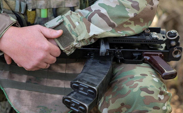 Власти сообщили о полных выплатах раненому в зоне военной операции бойцу