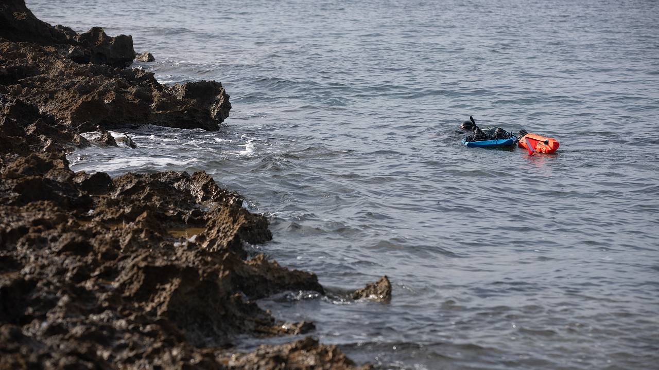 Бездыханного дайвера нашли в подводной пещере