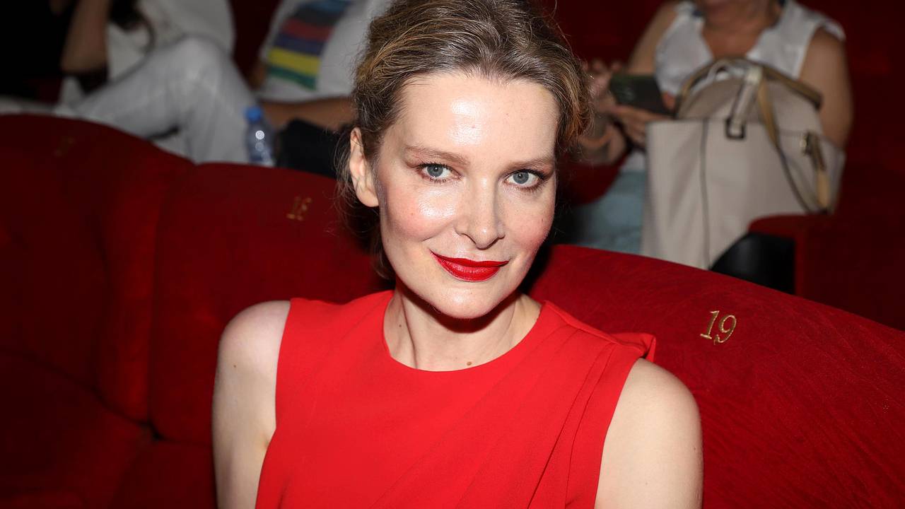 47-летняя звезда сериала «Бригада» раскрыла отношение к пластике