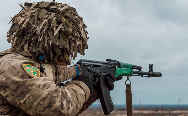 Украина решила усилить контроль на границе с Румынией и Венгрией