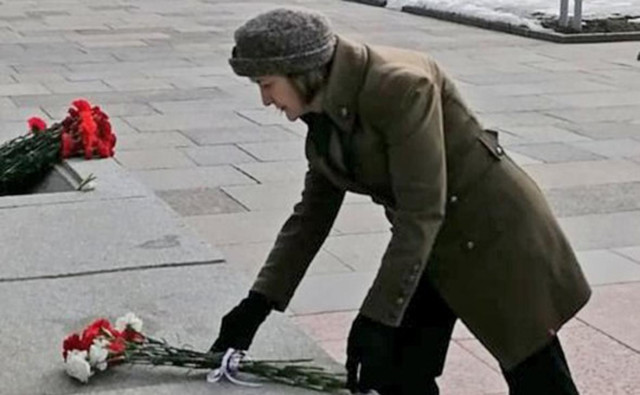 Захарова осудила слова посла Канады после визита на Пискаревское кладбище