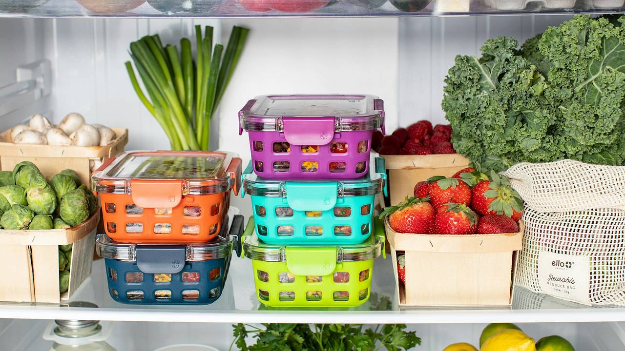 Россиянам напомнили о рисках неправильного хранения продуктов дома