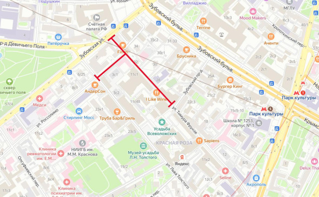 В Москве из-за пожара в элитном ЖК перекрыли несколько улиц