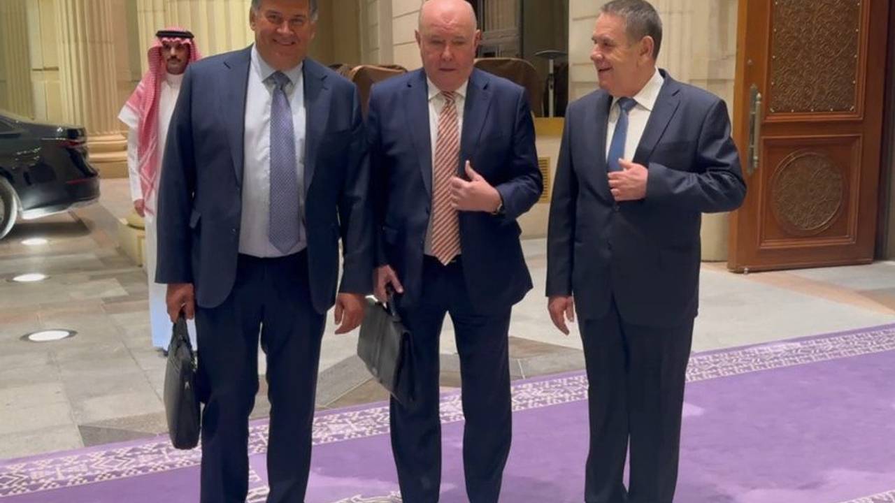 В Саудовской Аравии завершились самые долгие переговоры России и США по Украине. О чем делегации беседовали дольше 12 часов?