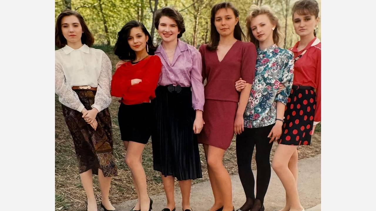 Ведущая «Дома-2» показала фото 31-летней давности