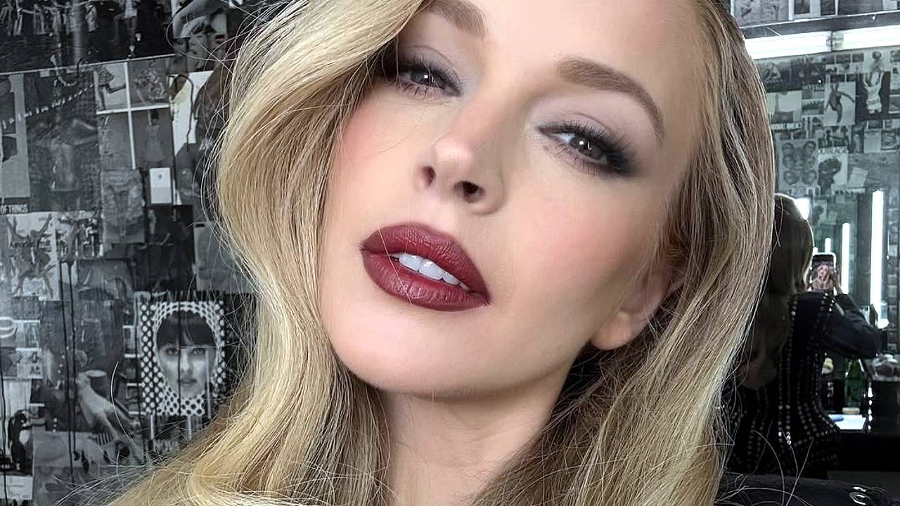 Внешность 38-летней Линдси Лохан на новом фото вызвала ажиотаж в сети