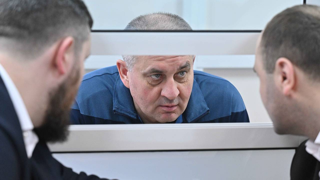 Дело о взятке экс-замглавы Генштаба рассмотрят в закрытом режиме