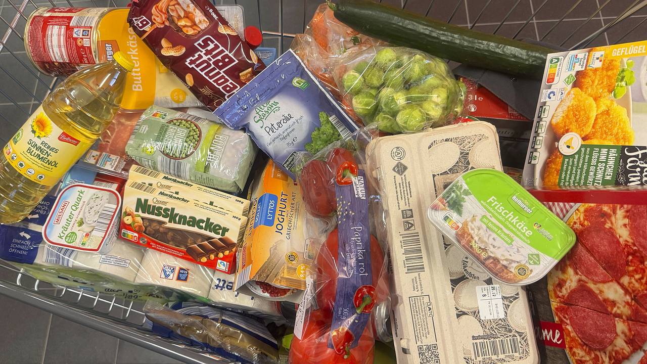 Европейцев призвали запастись продуктами на случай войны или природного катаклизма