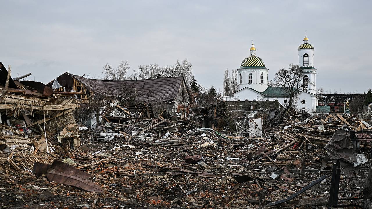 Путин пообещал восстановить все разрушенное в Курской области