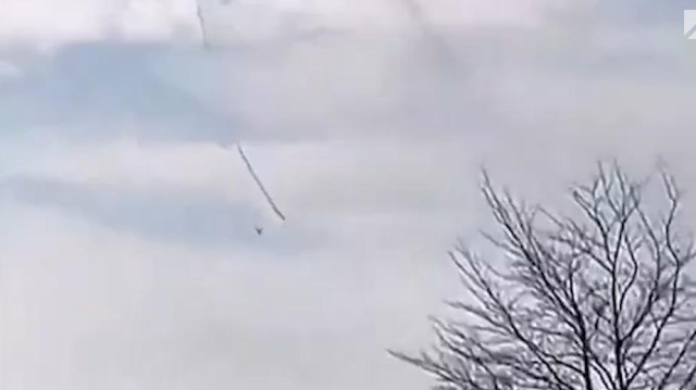 Два Alpha Jet столкнулись на авиашоу во Франции. Видео