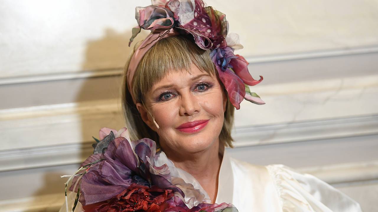 Проклова захотела сыграть с Ефремовым после его УДО