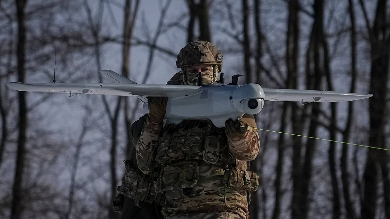 В Донецке сорвана атака двух украинских беспилотников на железнодорожную станцию