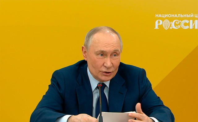 Путин заявил, что России важно не замыкаться на прошлом