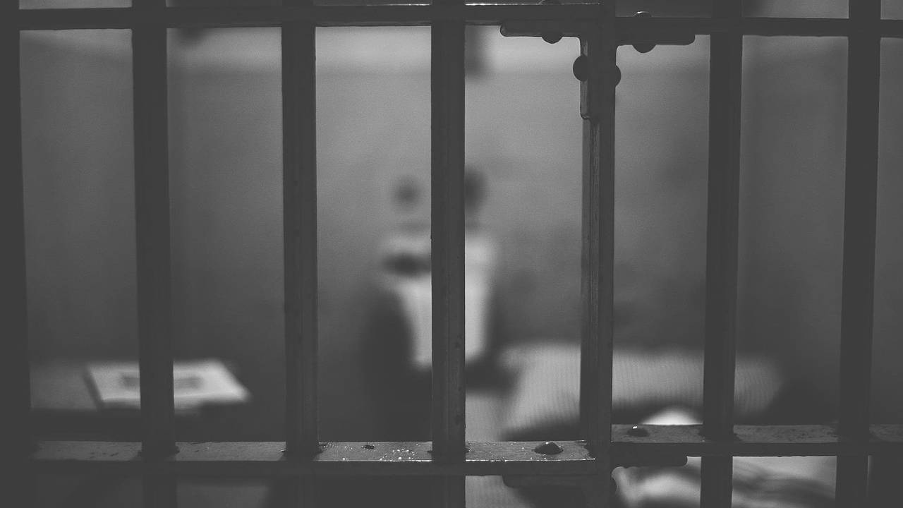 Российского туриста задержали в Таиланде за пьяное вождение и хранение электронных сигарет