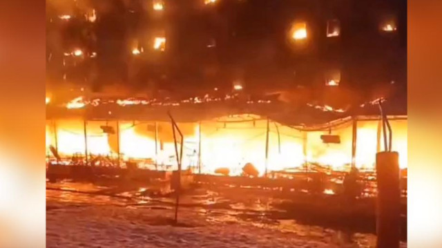 Два человека погибли при пожаре в отеле на курорте в Турции