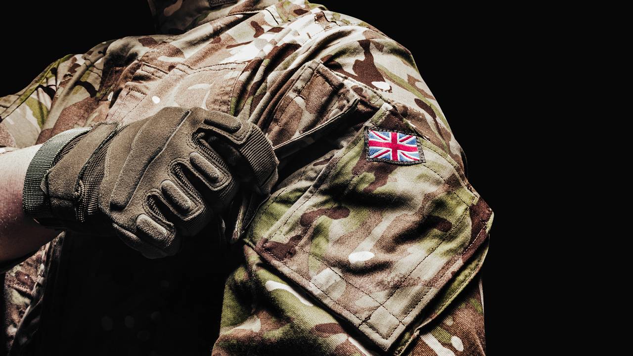 Наемника из Великобритании осудили в России за боевые действия на стороне Украины