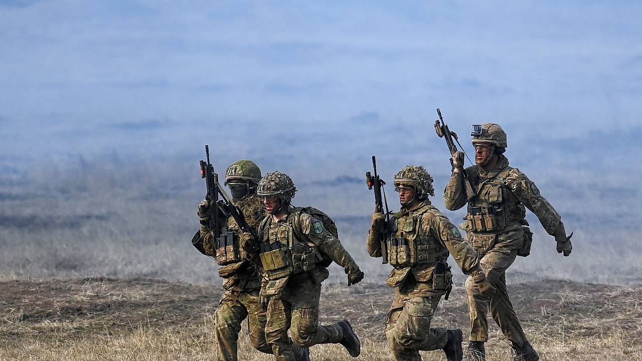 В ЕС планы отправки миротворцев на Украину сочли «не очень сексуальными»
