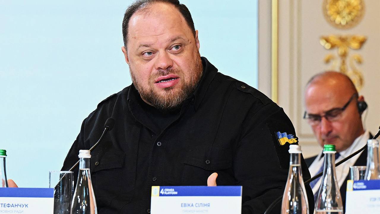 Спикер Верховной Рады ответил на предложение об импичменте Зеленского