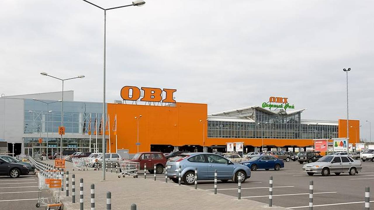 Суд отказал в праве на использование брендов сети OBI в России