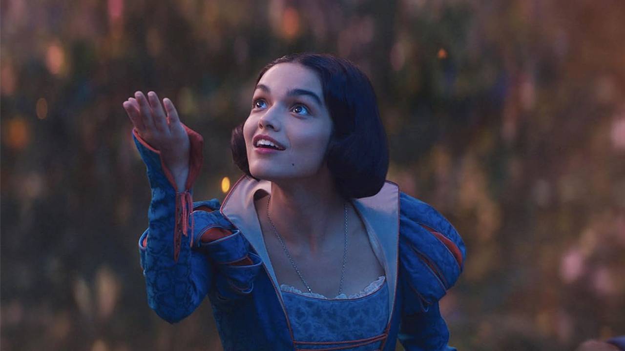 В кино — скандальная «Белоснежка». Почему новый фильм Disney возненавидели зрители всего мира?