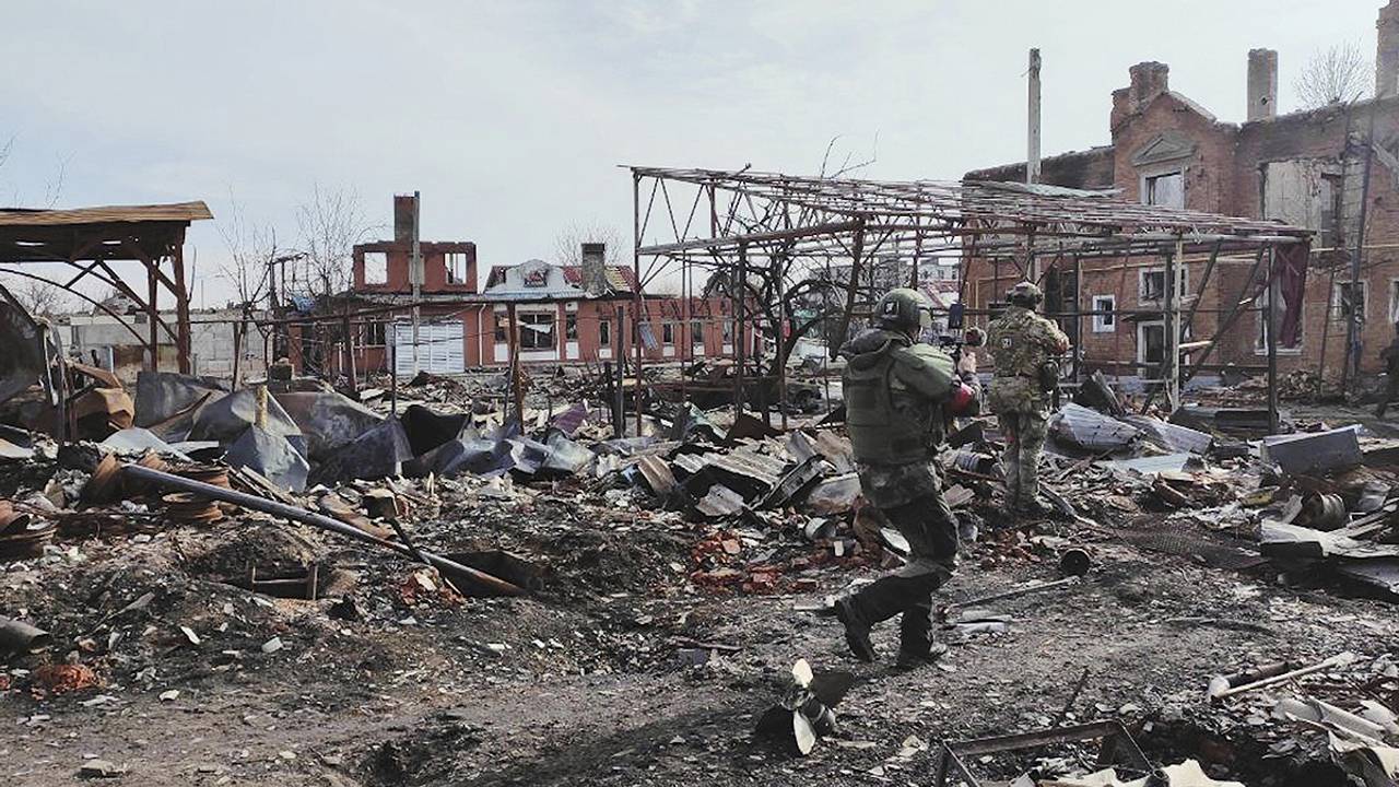 Стало известно о размещении ВСУ военной техники в частных жилых секторах Курской области