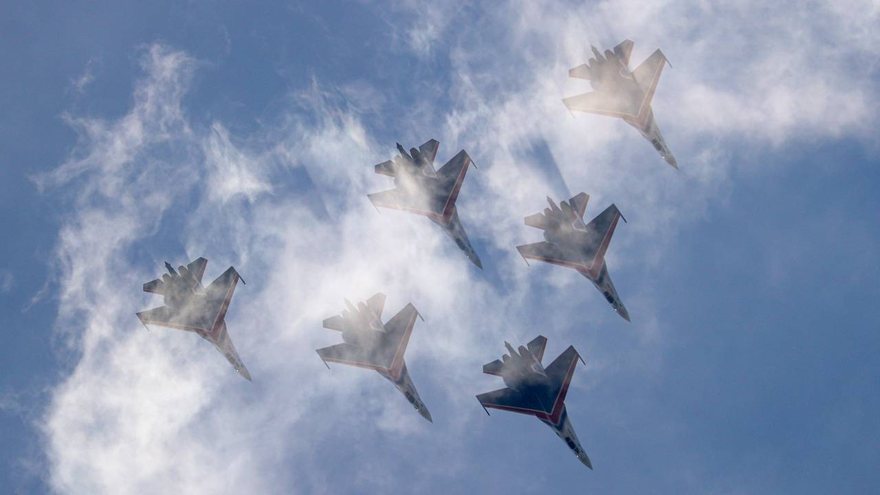 Названы преимущества Су-35